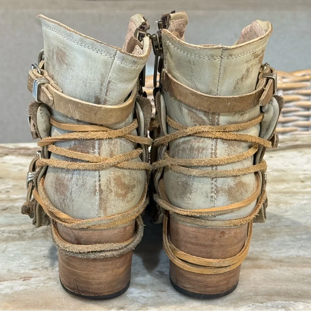 Women’s FREEBIRD Crue distressed leather boots- Ice. Size 9 - Picture 9 of 11